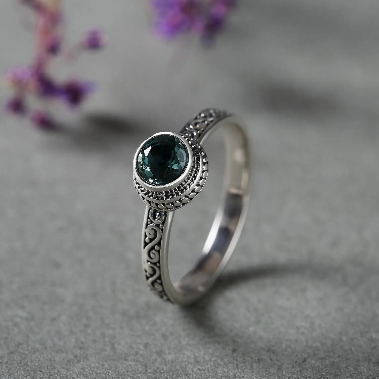 Green Crystal Verdant Ring