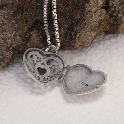 Midnight Filigree Heart
